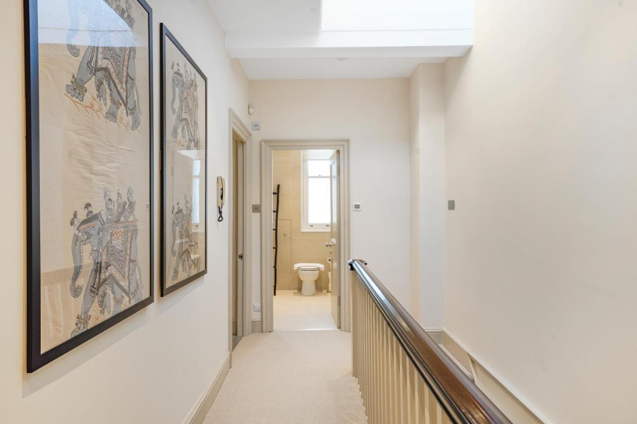 Spacious And Modern 4 Beds Home In Kensington ลอนดอน ภายนอก รูปภาพ