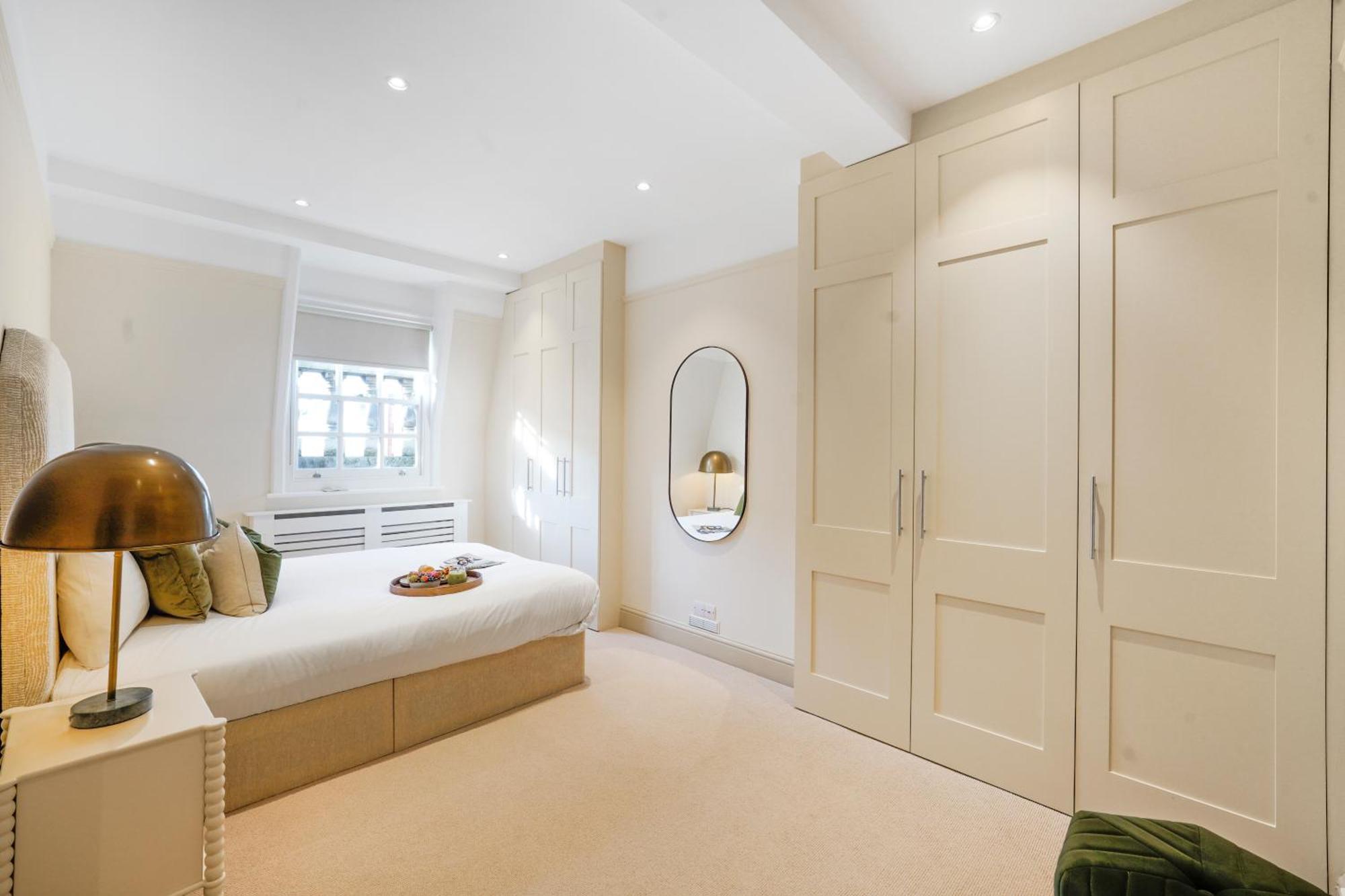 Spacious And Modern 4 Beds Home In Kensington ลอนดอน ภายนอก รูปภาพ