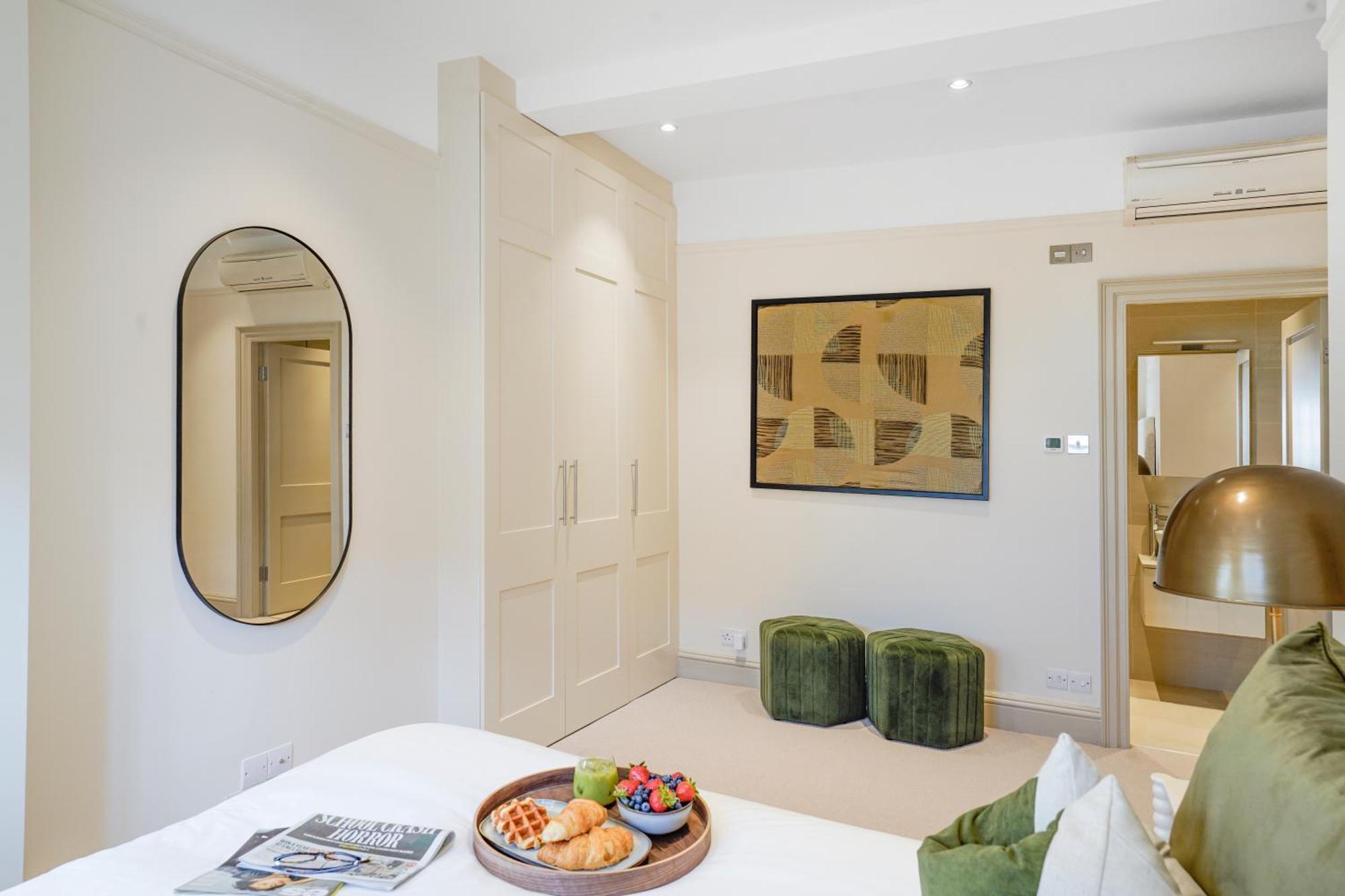 Spacious And Modern 4 Beds Home In Kensington ลอนดอน ภายนอก รูปภาพ