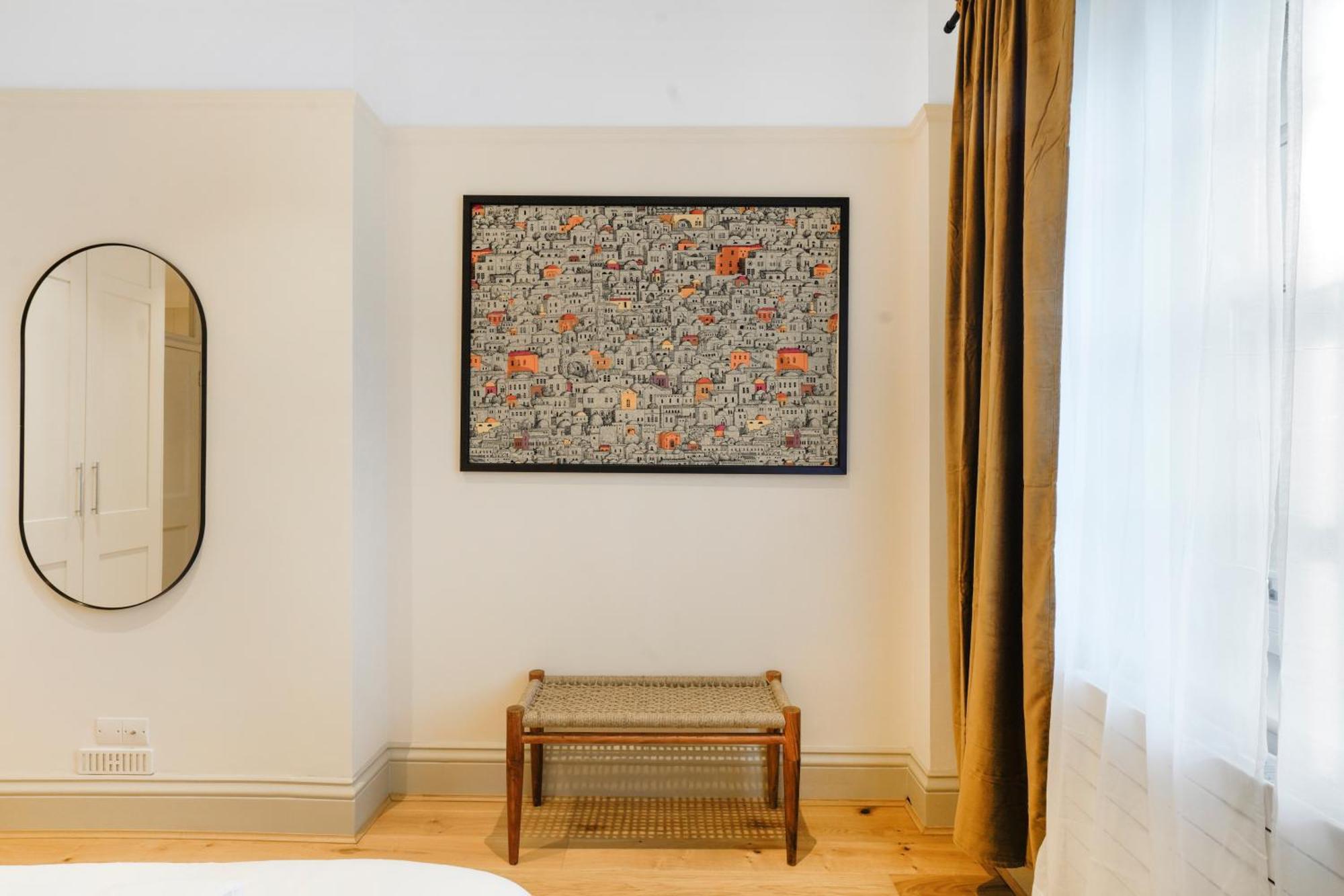 Spacious And Modern 4 Beds Home In Kensington ลอนดอน ภายนอก รูปภาพ